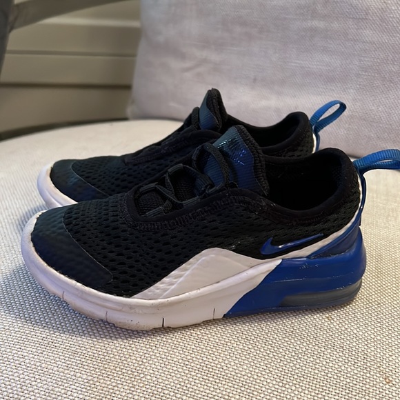 Nike toddler sneakers - Picture 3 of 10